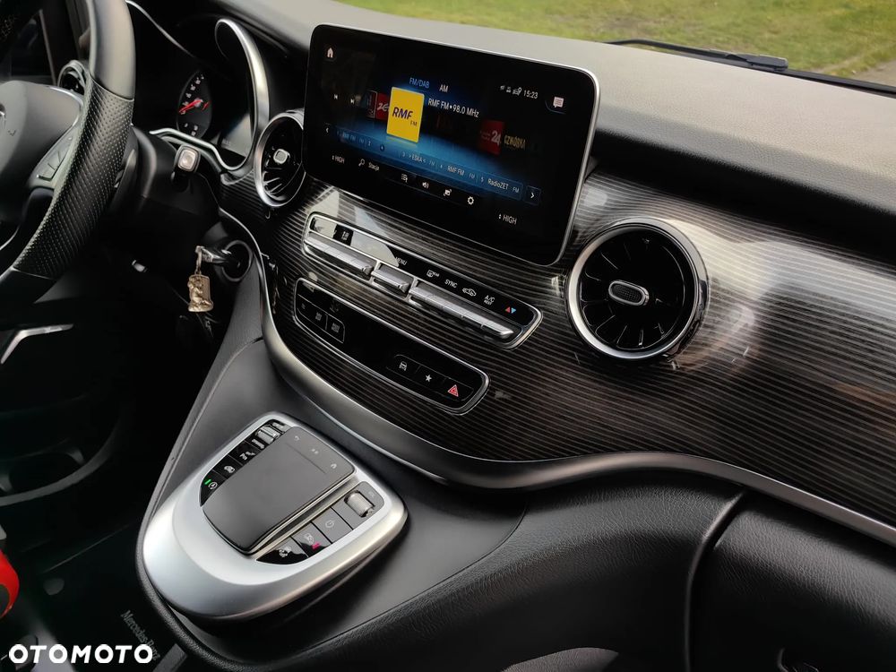 Mercedes-Benz Klasa V 300 d 4-Matic Avantgarde 9G-Tronic (ekstra d³) - 32