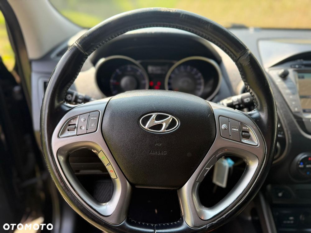 Hyundai ix35 2.0 CRDi 4WD Automatik Style - 16