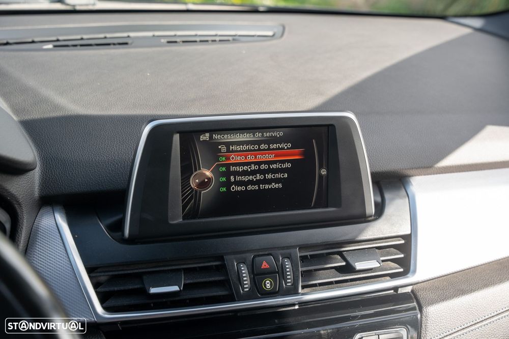 BMW 218 Active Tourer d Pack M Auto - 10