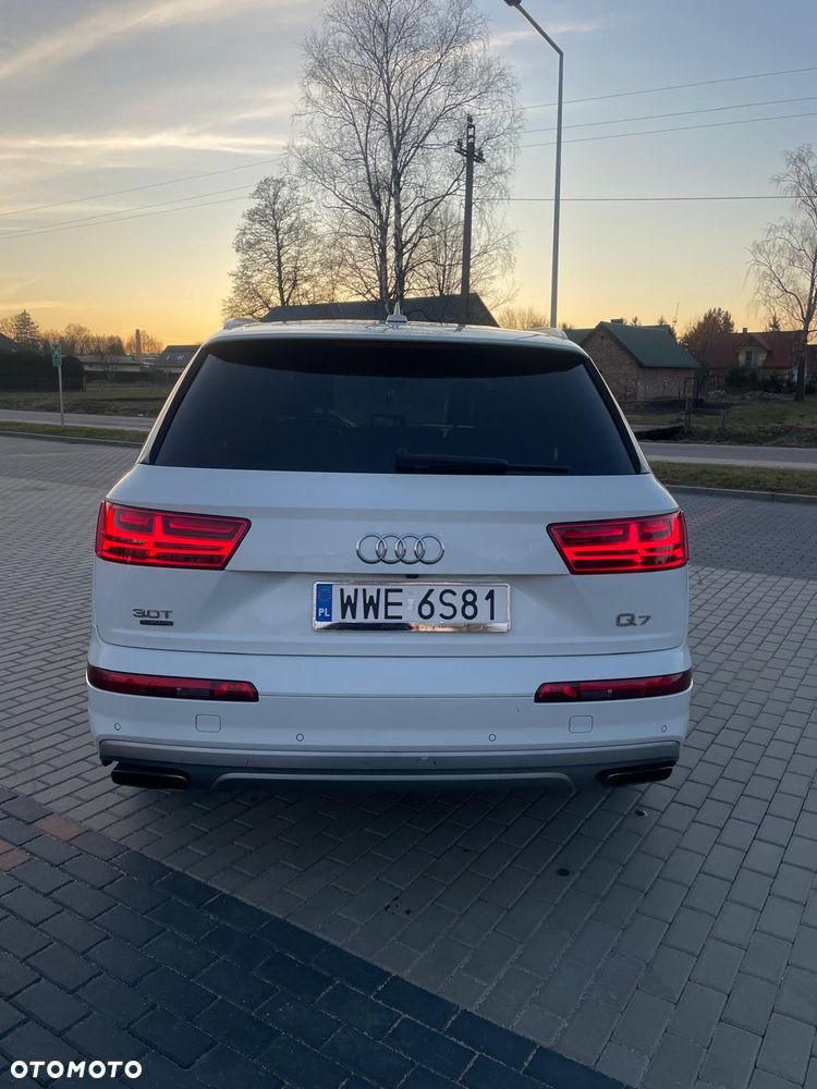 Audi Q7 3.0 TFSI Quattro Tiptronic - 10