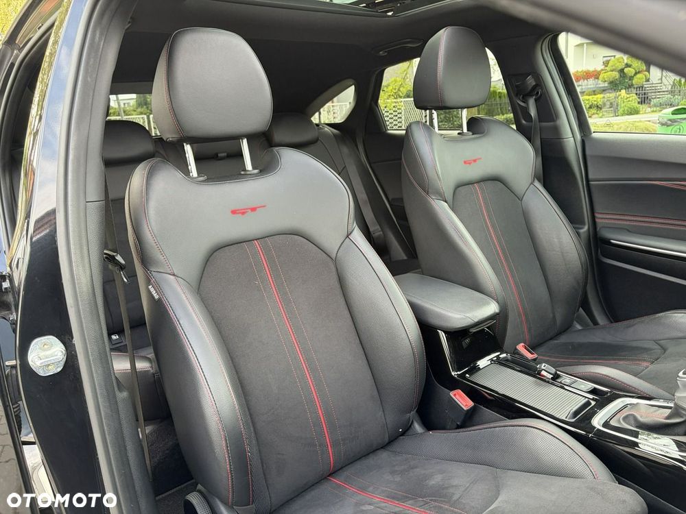 Kia ProCeed 1.6 T-GDI DCT7 OPF GT - 24