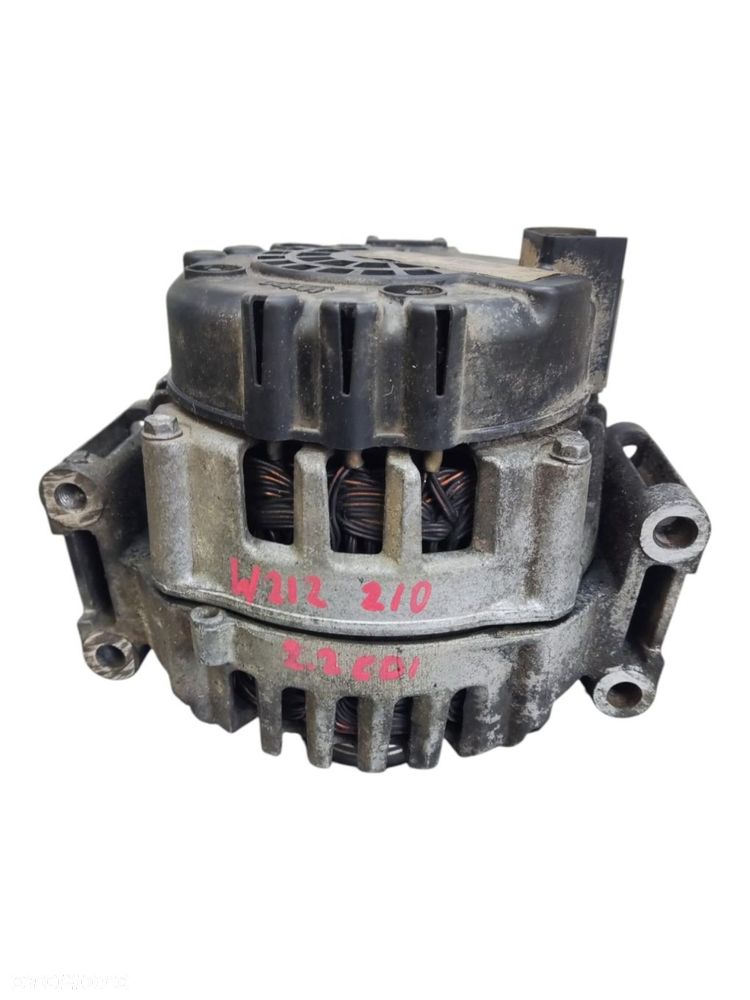 MERCEDES E KLASA W212 2.2 CDI  ALTERNATOR  A0009067702 - 1