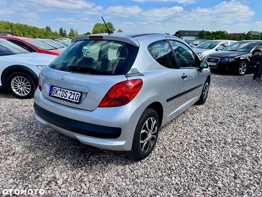 Peugeot 207 - 7
