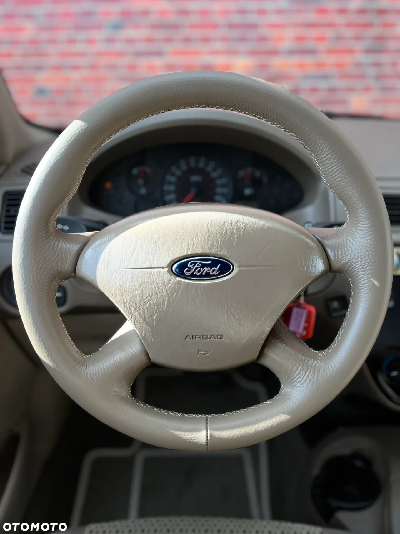 Ford Focus - 30