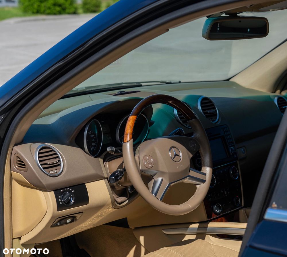 Mercedes-Benz ML 500 4Matic 7G-TRONIC - 5