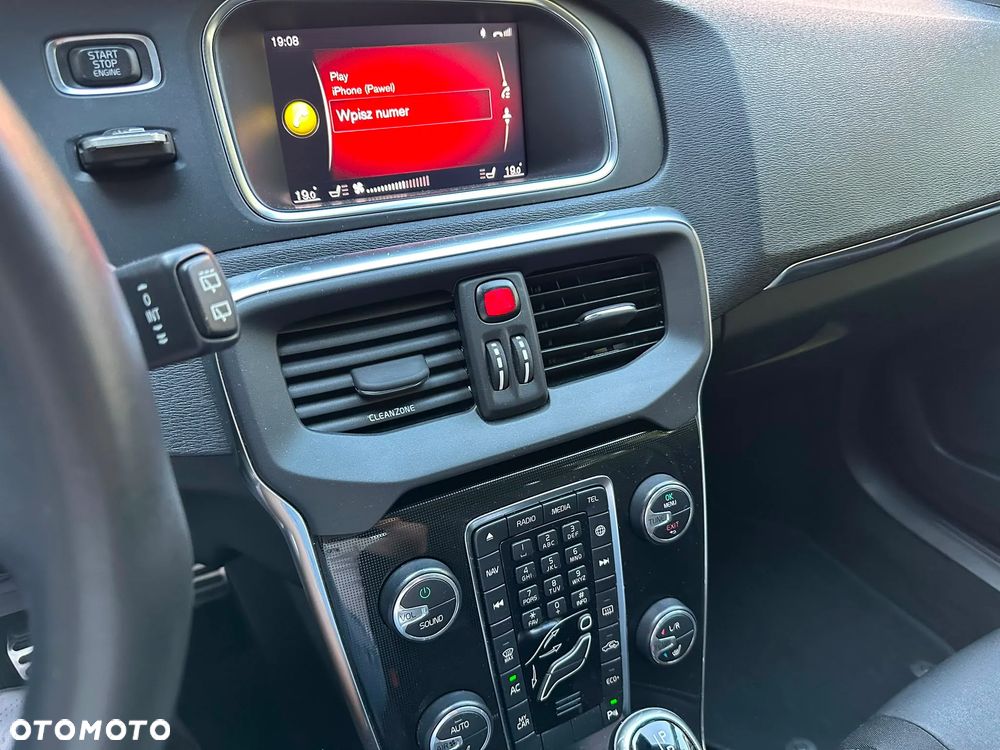 Volvo V40 D2 Drive-E Momentum - 14