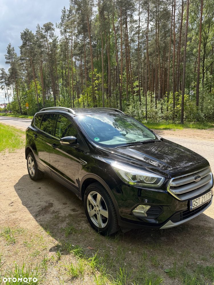 Ford Kuga 1.5 EcoBoost 2x4 Titanium - 3