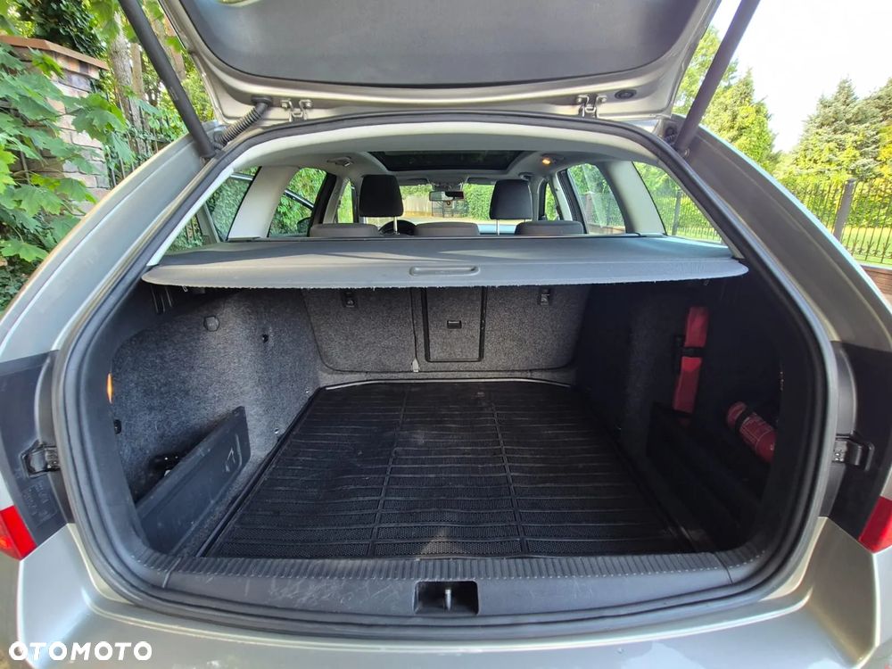 Skoda Octavia 2.0 TDI Ambition DSG - 40