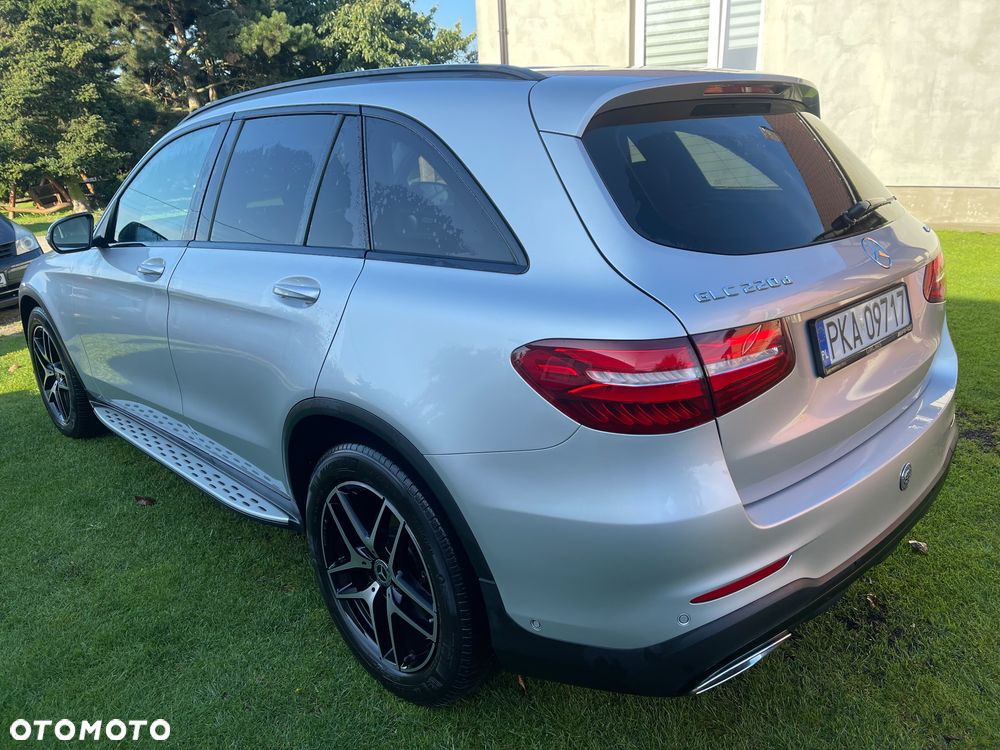 Mercedes-Benz GLC 220 d 4-Matic - 3