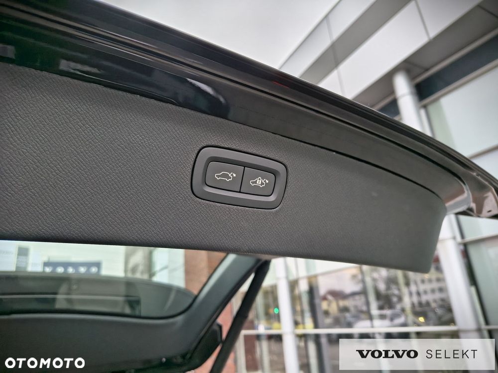 Volvo XC 90 - 34