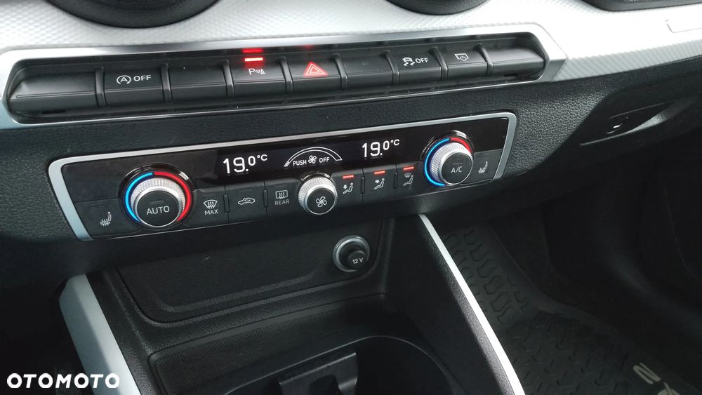 Audi Q2 30 TFSI - 13
