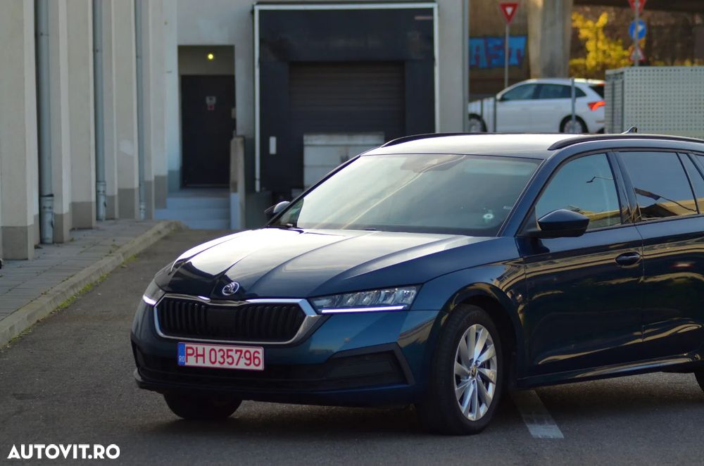 Skoda Octavia Combi 2.0 TDI DSG Selection - 9