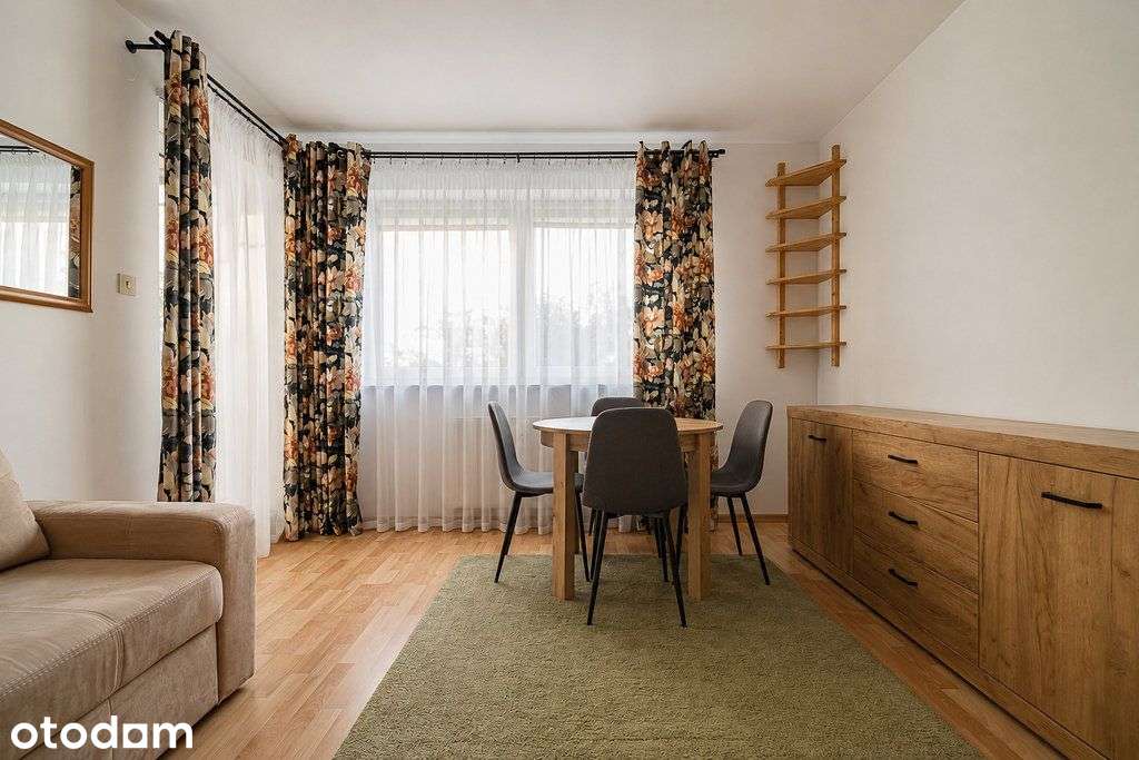 2 pokoje z balkonem | Nowodwory | Światowida