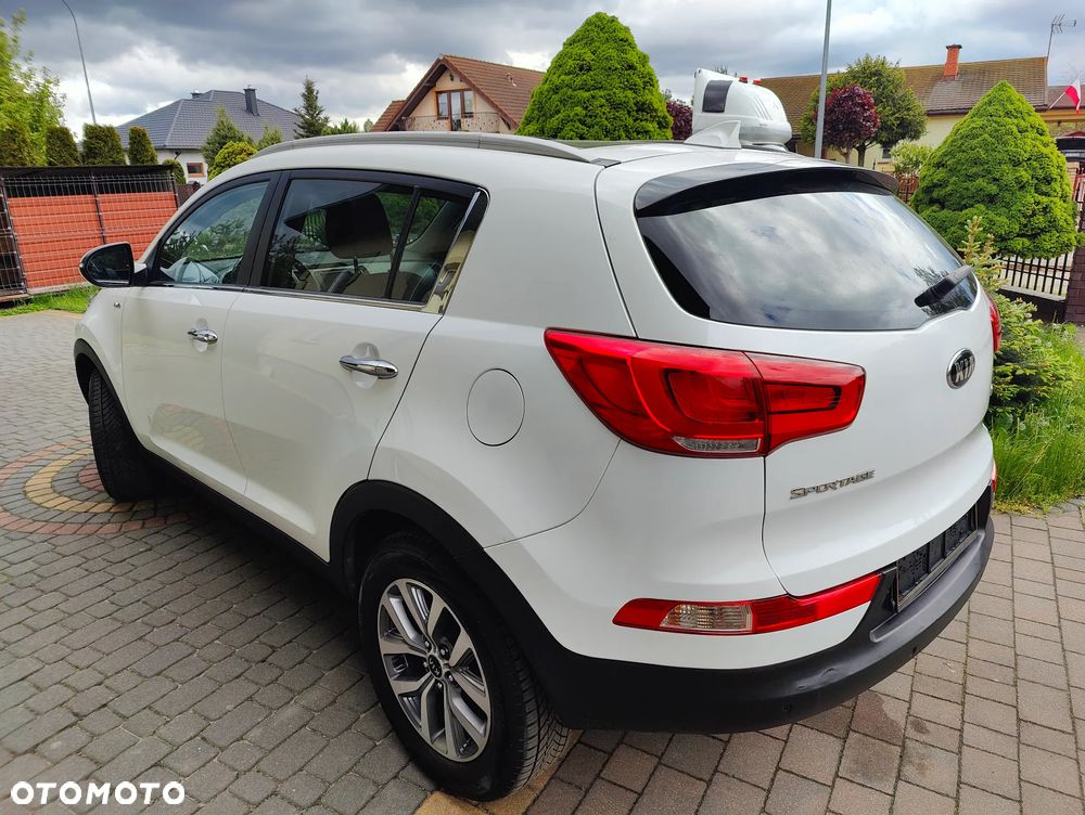 Kia Sportage 2.0 CRDI 4WD Dream-Team Edition - 25