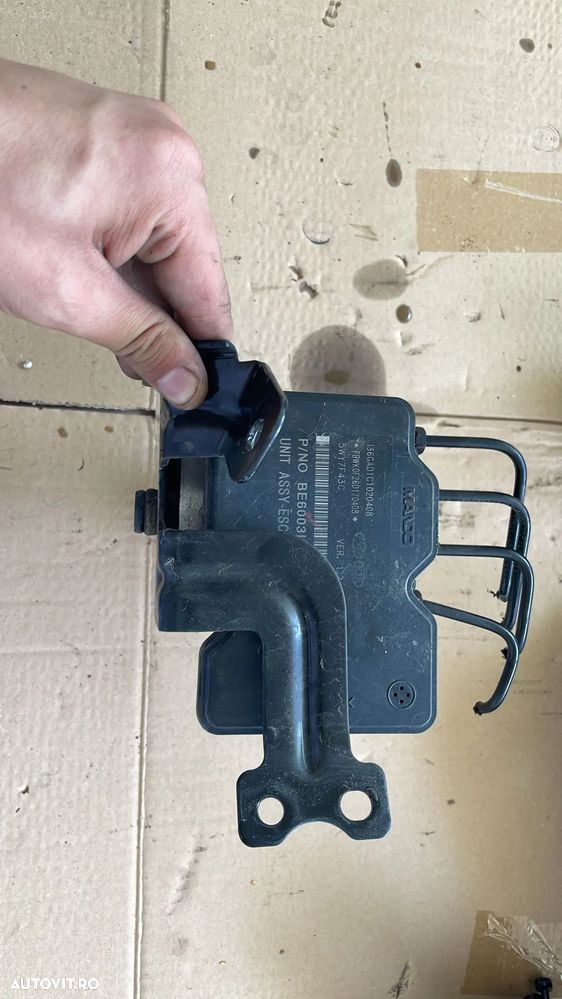 Pompa ABS 589203u310 1.7 D Kia SPORTAGE 2012 - 3