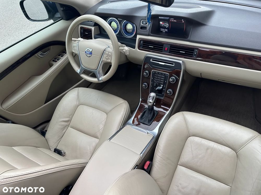 Volvo XC 70 3.2 AWD Summum - 3