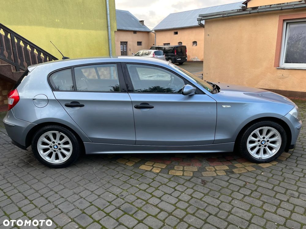 BMW Seria 1 118d DPF - 4