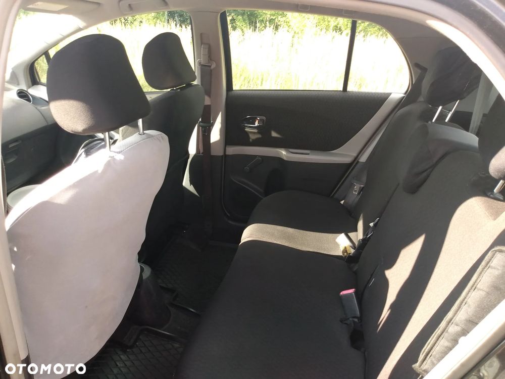 Toyota Yaris - 9