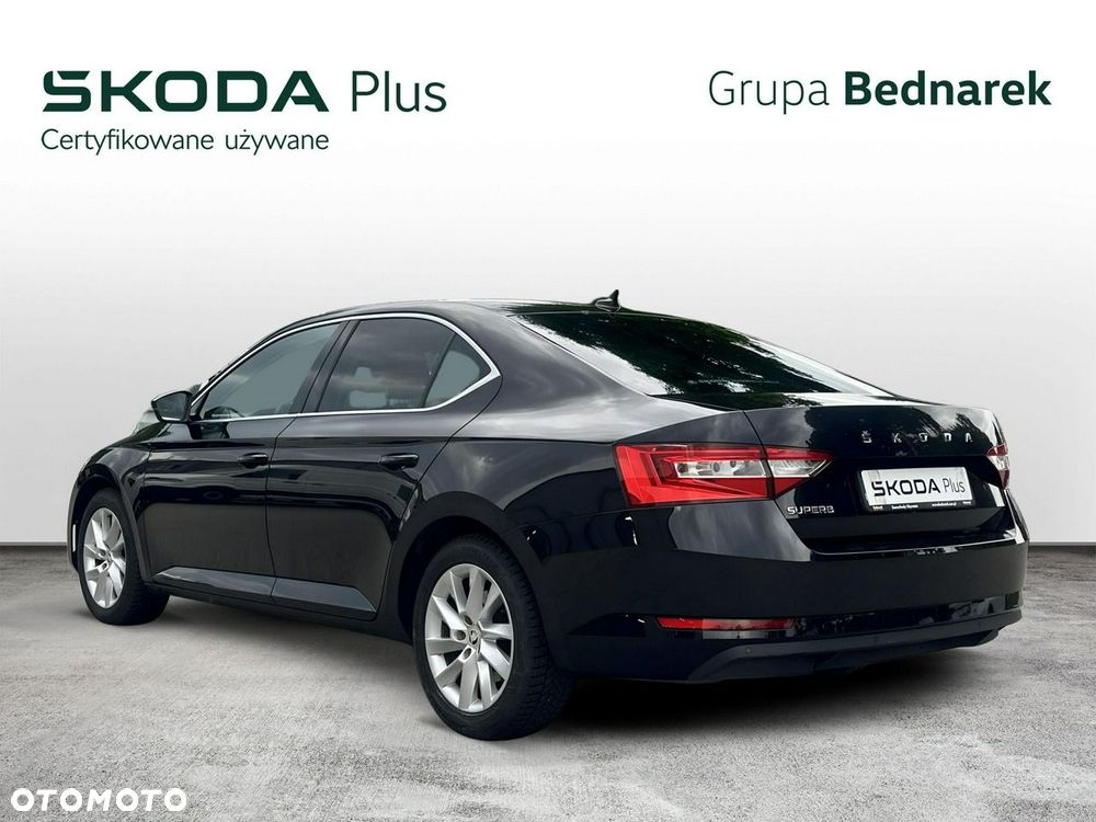 Skoda Superb 2.0 TDI SCR Ambition DSG - 3