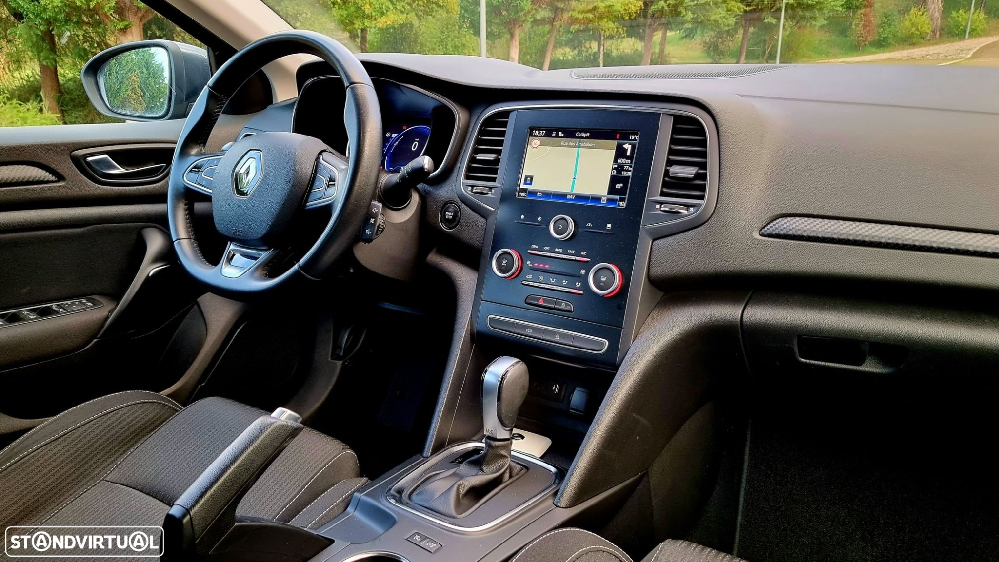 Renault Mégane Sport Tourer - 12