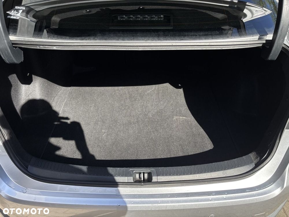 Toyota Corolla 1.5 Style MS - 21