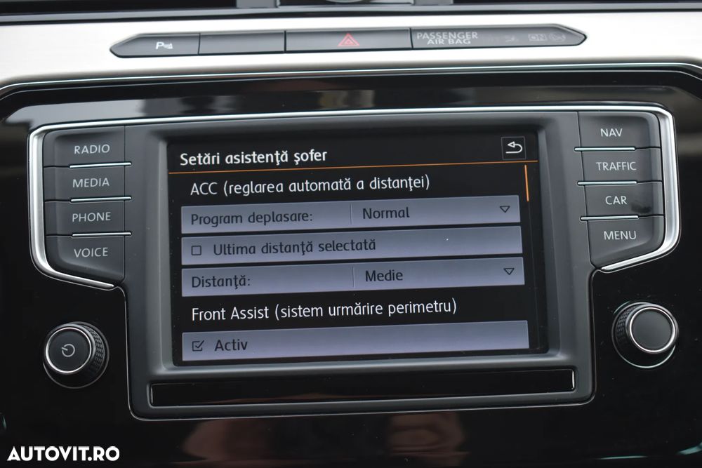 Volkswagen Passat 2.0 TDI DSG (BlueMotion Technology) Highline - 23