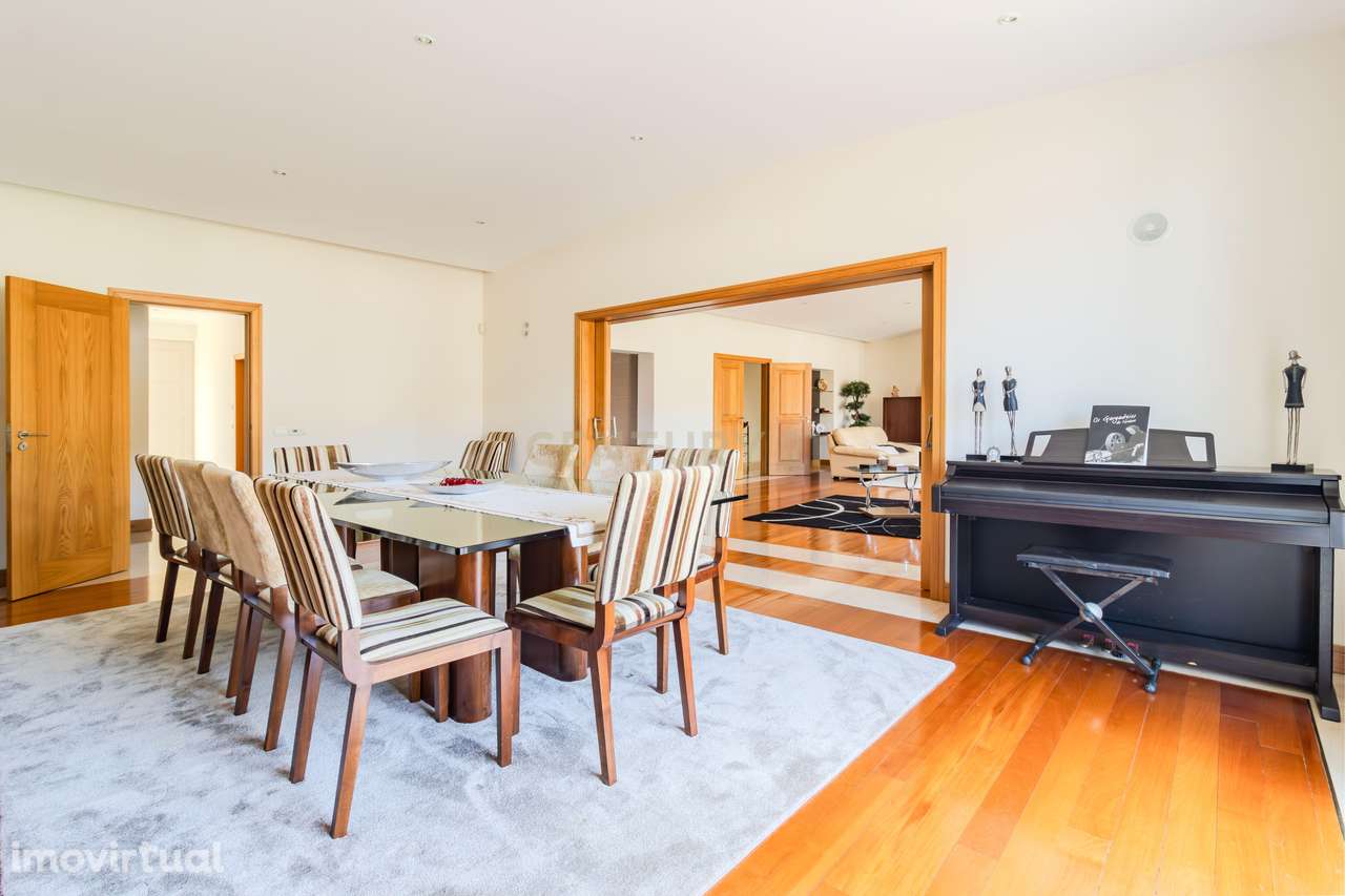 MoradiaT3+1 na Rua da Associação dos Bombeiros Voluntários nº 282, Min - Grande imagem: 4/41