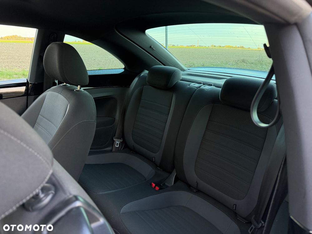 Volkswagen Beetle 1.4 TSI BMT R-Line DSG - 21