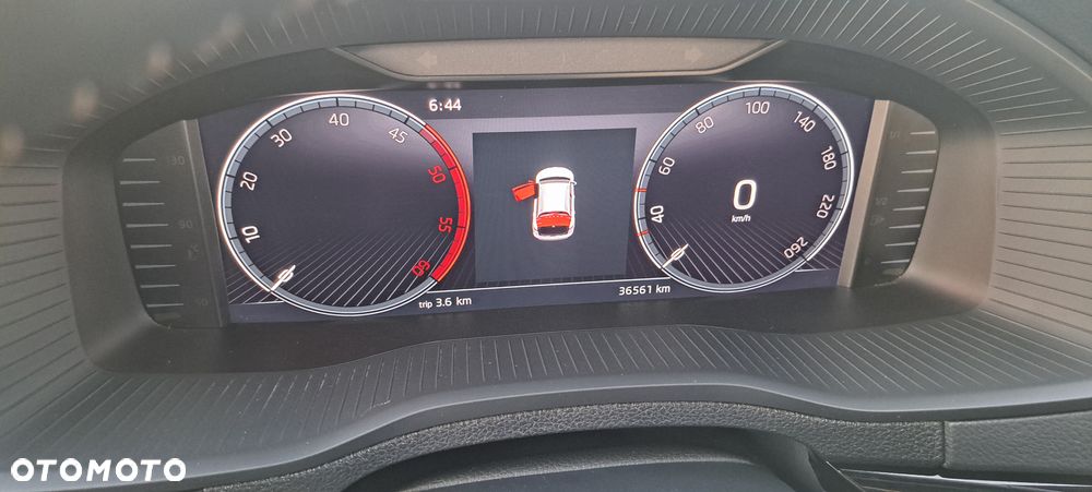 Skoda Karoq 2.0 TDI SCR 4x2 Sportline - 22