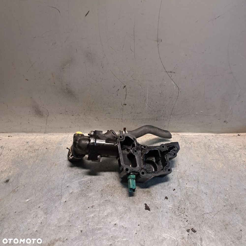 PEUGEOT CITROËN OBUDOWA TERMOSTATU 1.1B 1.4B 9654775080 - 2
