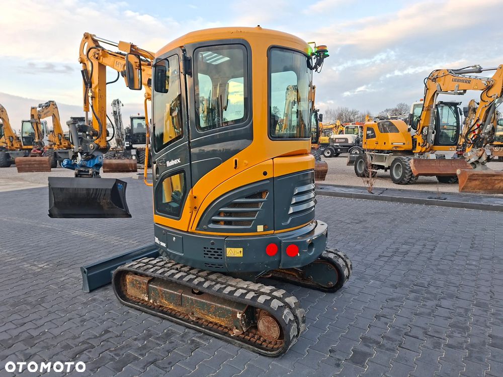 Hyundai R30 ROTOTILT - 3