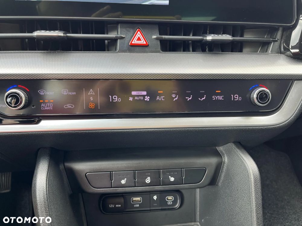 Kia Sportage 1.6 T-GDI Business Line 2WD - 22