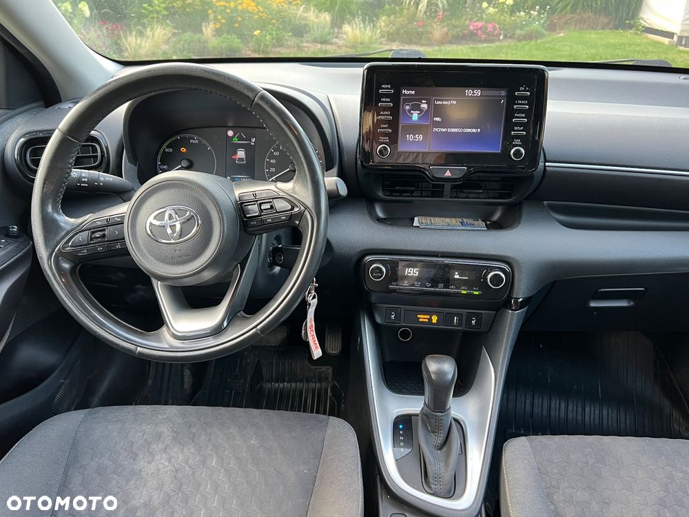 Toyota Yaris 1.5 Premium CVT - 9
