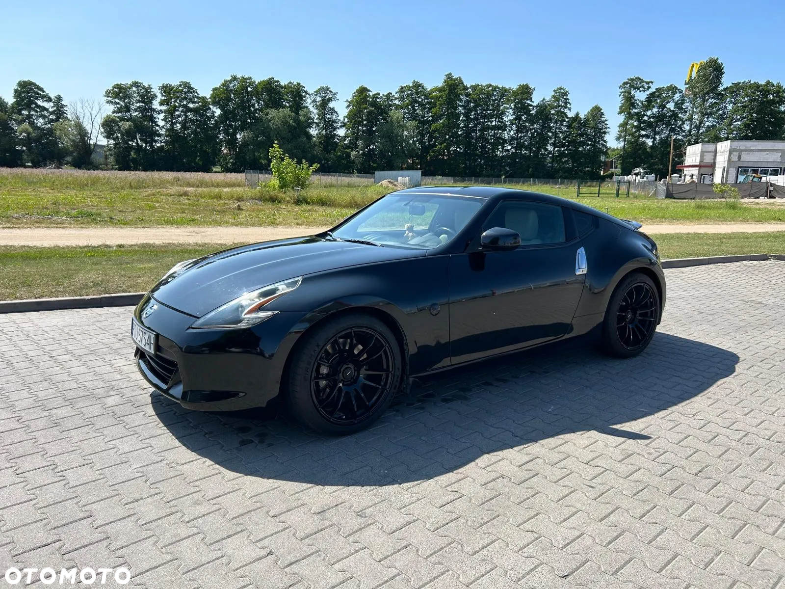 Nissan 370 Z - 6