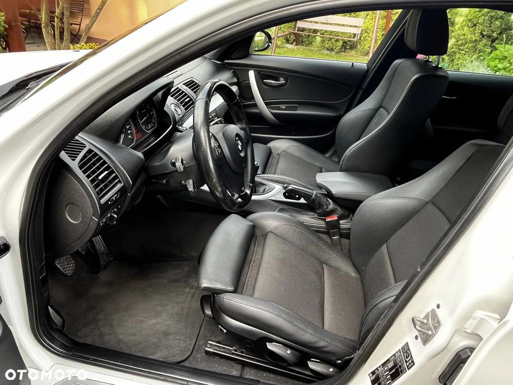 BMW Seria 1 116i - 11