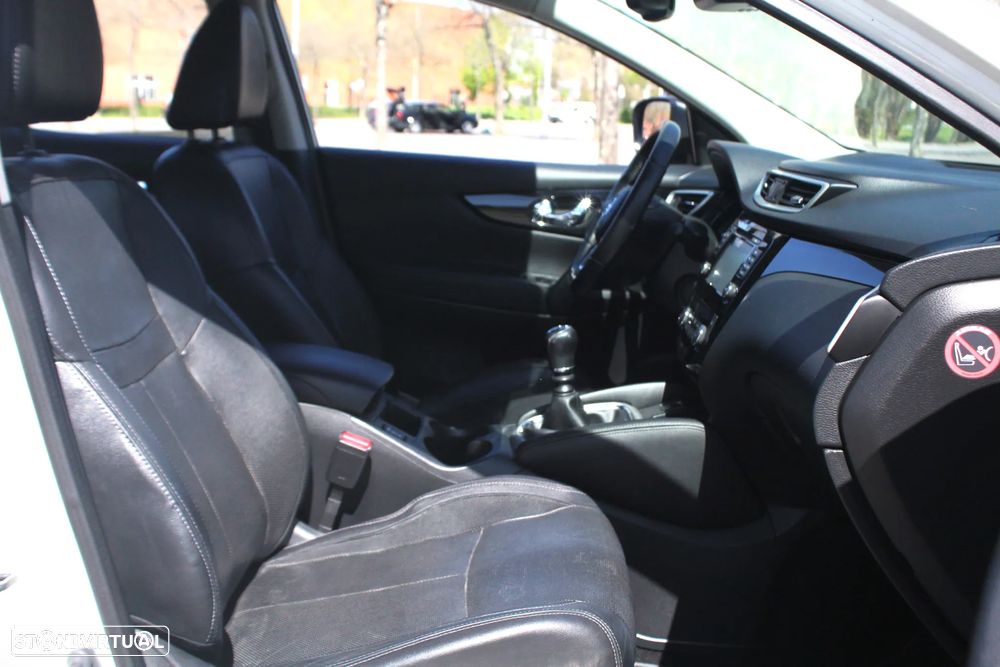 Nissan Qashqai 1.5 dCi Tekna Premium - 33