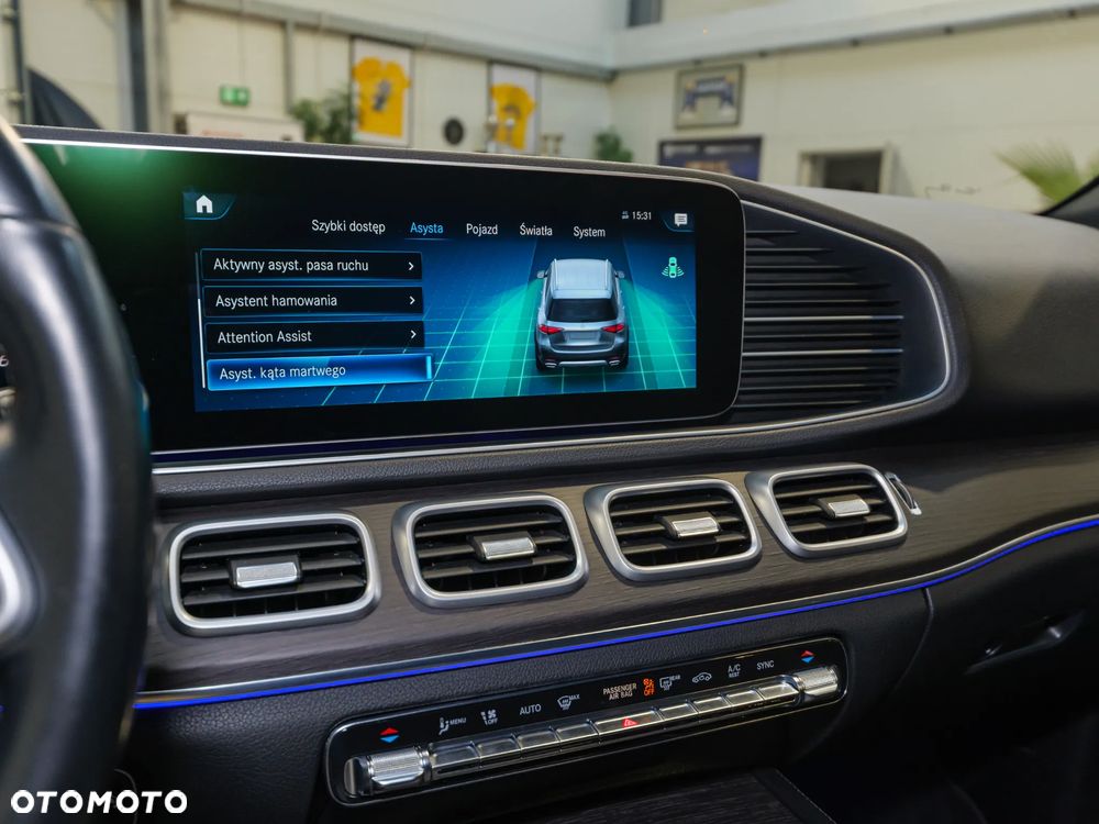 Mercedes-Benz GLE 300 d 4Matic 9G-TRONIC AMG Line - 36