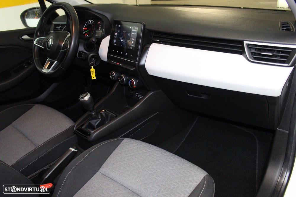 Renault Clio 1.0 TCe Limited Bi-Fuel - 24