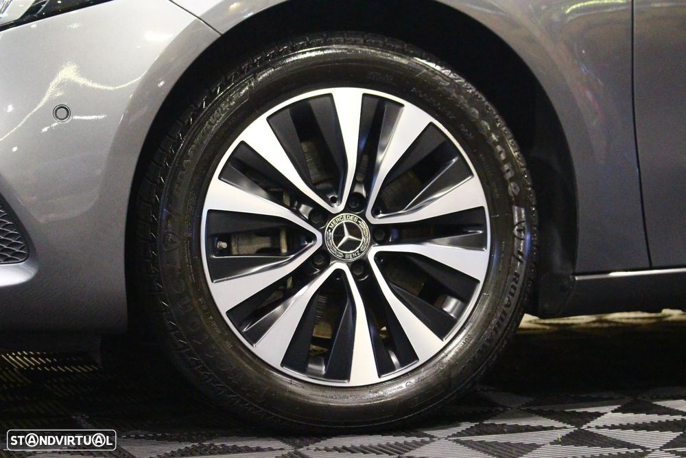 Mercedes-Benz A 250 - 5
