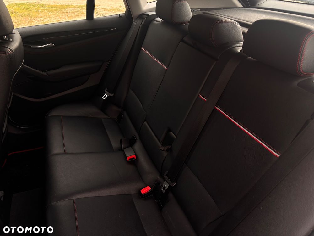 BMW X1 xDrive18d Sport Line - 8