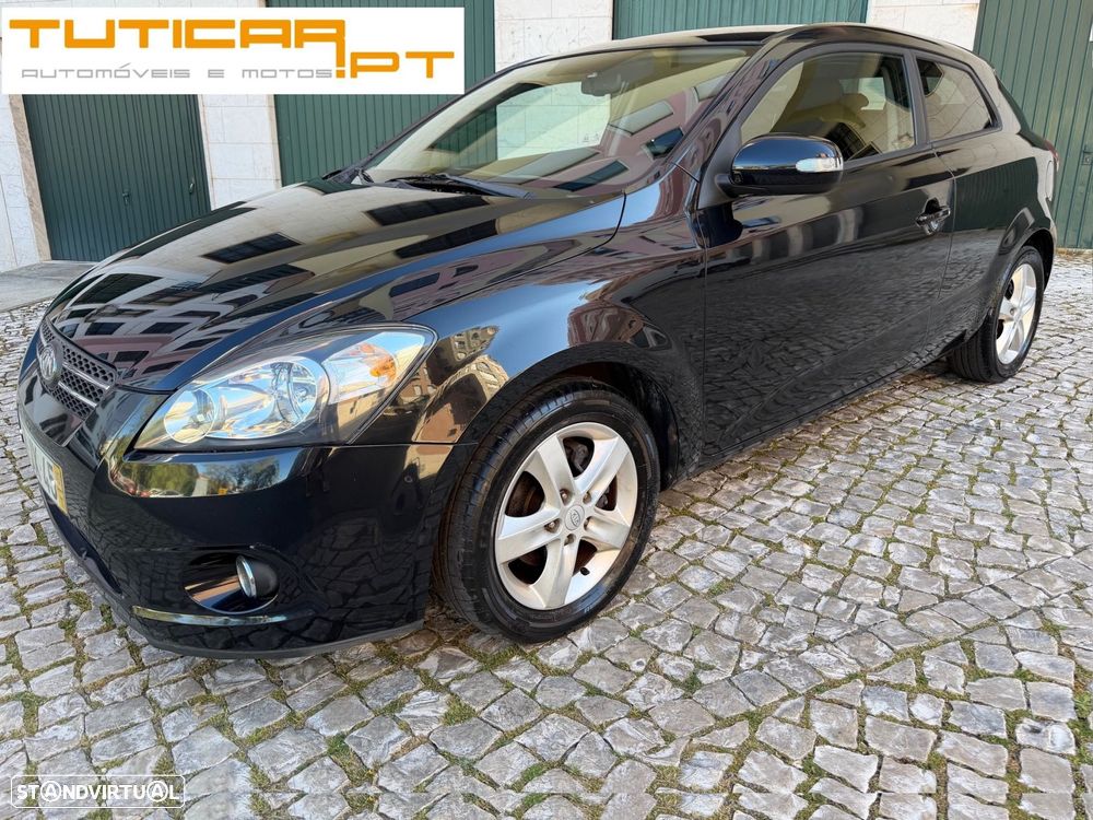 Kia Ceed S Coupé 1.4 CVVT EX ISG - 1