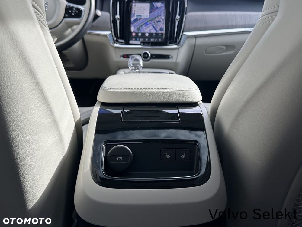 Volvo S90 - 27