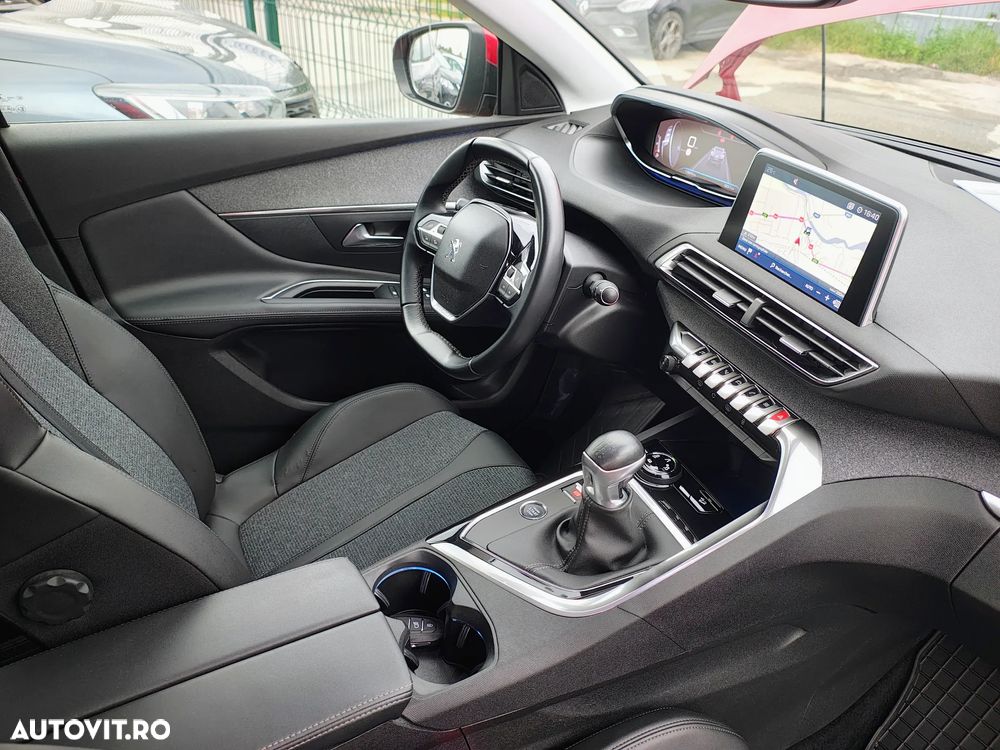 Peugeot 3008 PureTech 130 Stop & Start Allure - 30