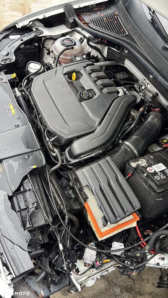 Volkswagen T-Roc 1.5 TSI OPF DSG R-Line - 16