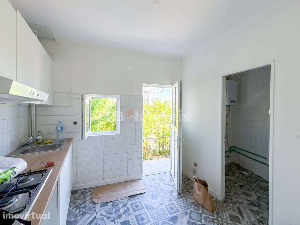 Moradia T2+3 Totalmente Recuperada em Assentiz - Torres Novas - Grande imagem: 2/39