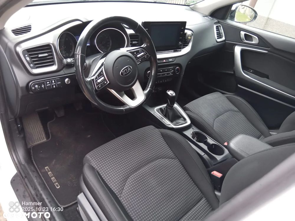 Kia Ceed 1.6 CRDi Edition 7 - 16