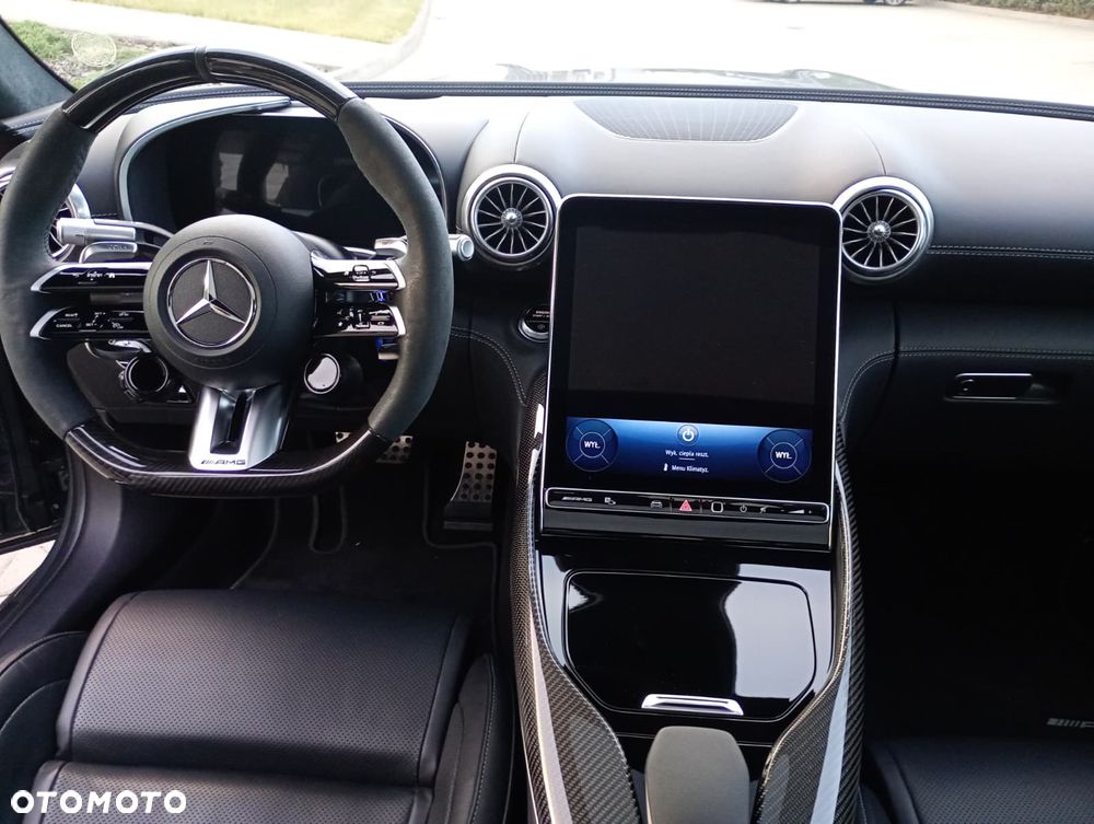 Mercedes-Benz AMG GT - 19