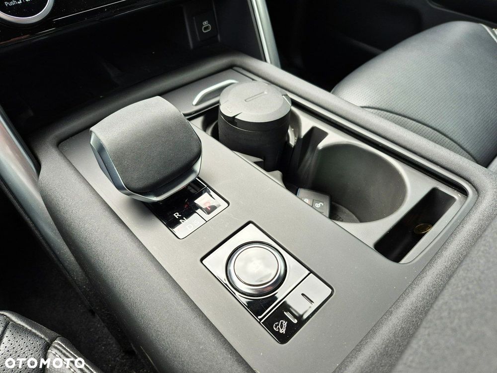 Land Rover Discovery - 36