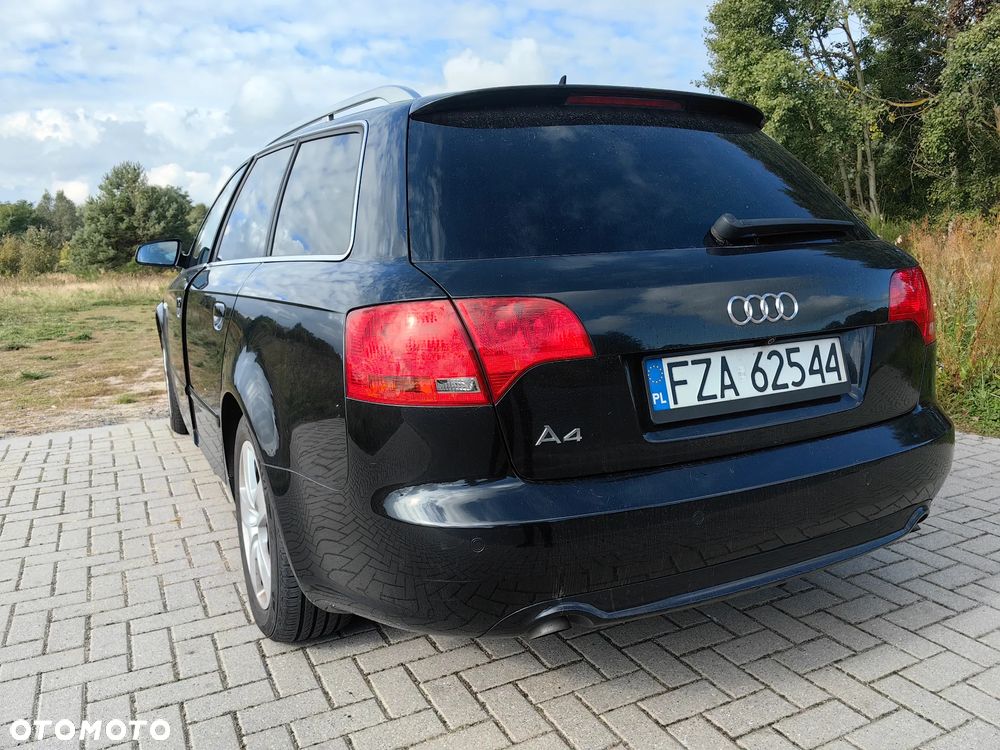 Audi A4 - 4