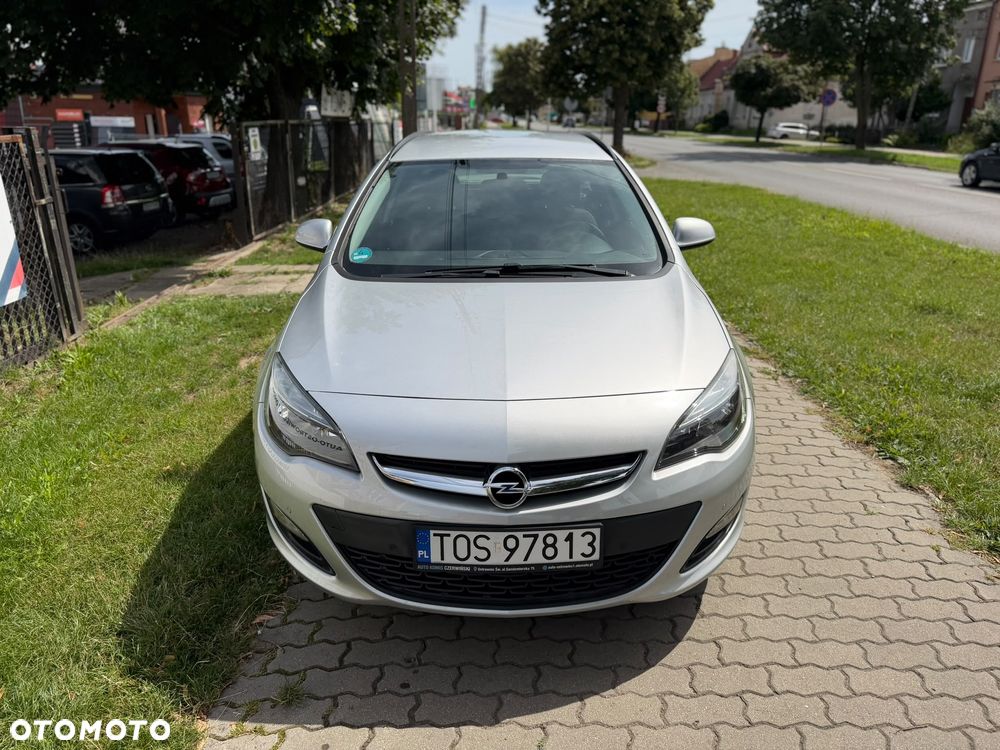 Opel Astra 1.4 Turbo - 2